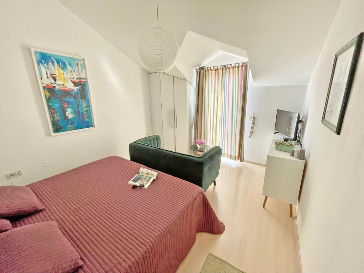 Studio Apartments Andrijana 米利尼 外观 照片